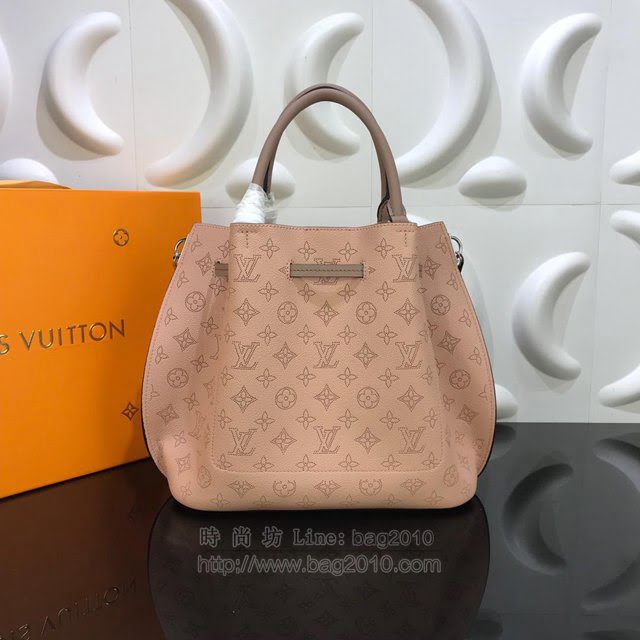 LV女包 路易威登多功能Girolata手袋 Mahina小牛皮 LV時尚水桶包 LV大號休閒手提包 手挎包  ydh2962